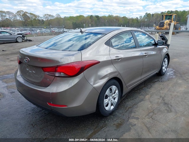 Hyundai ELANTRA SE 2016 5NPDH4AE3GH722295 Image 4