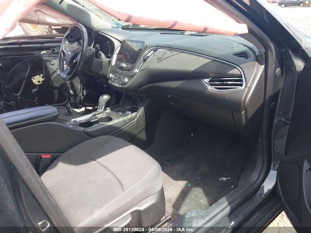 Chevrolet MALIBU LT 2018 1G1ZD5STXJF132688 Image 5