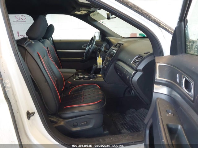 Ford EXPLORER XLT 2019 1FM5K8D81KGA61801 Image 5