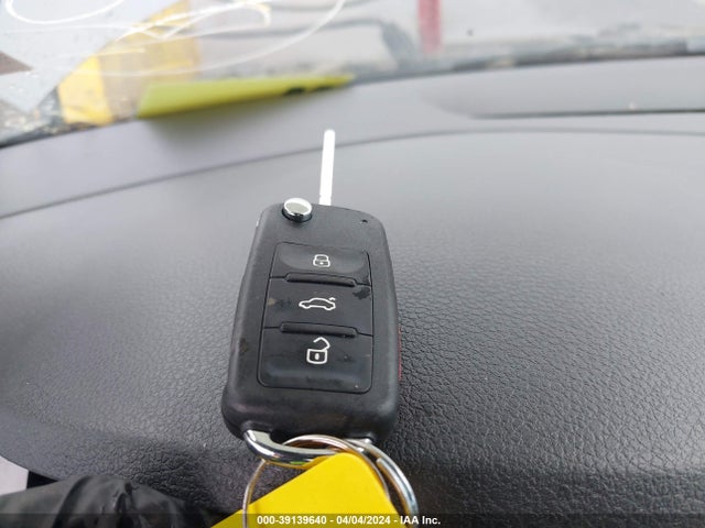 3VWD17AJXGM371766 Volkswagen Jetta 1.8t Sport