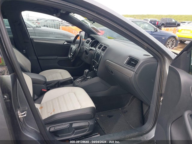 3VWD17AJXGM371766 Volkswagen Jetta 1.8t Sport