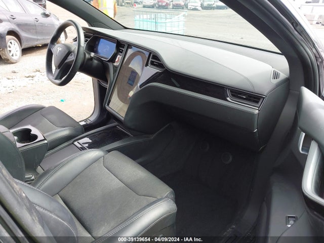 5YJXCAE29JF137298 Tesla Model X 100d/75d/p100d