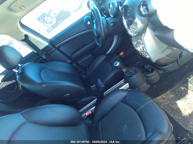 2015 MINI COUNTRYMAN WMWZC5C50FWM19634 Photo 4