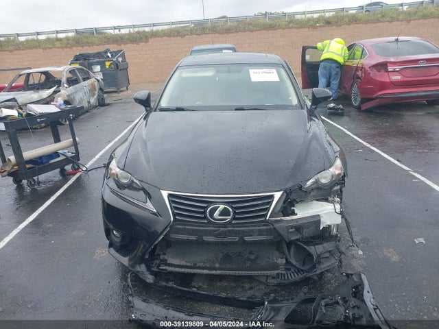 Lexus IS 200T 2016 JTHBA1D22G5012699 Image 12