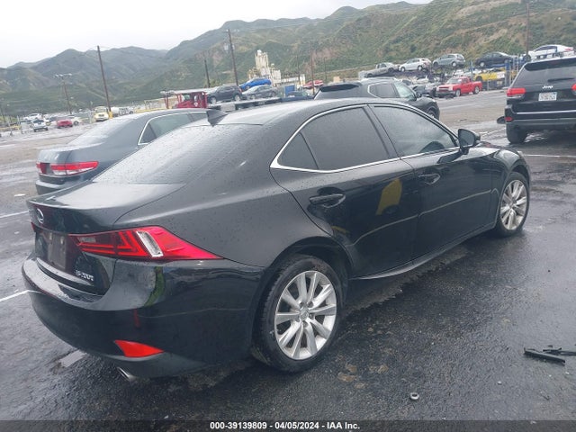 Lexus IS 200T 2016 JTHBA1D22G5012699 Image 4
