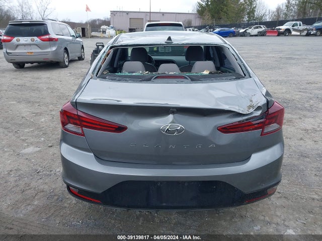 Hyundai Elantra Value Edition 2019 5NPD84LFXKH419139 Image 16