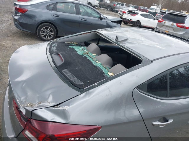 Hyundai Elantra Value Edition 2019 5NPD84LFXKH419139 Image 18