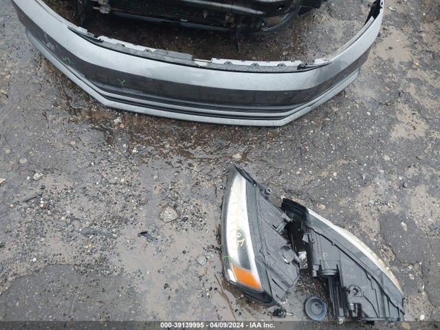 3VW267AJ7GM378294 Volkswagen Jetta 1.4t S