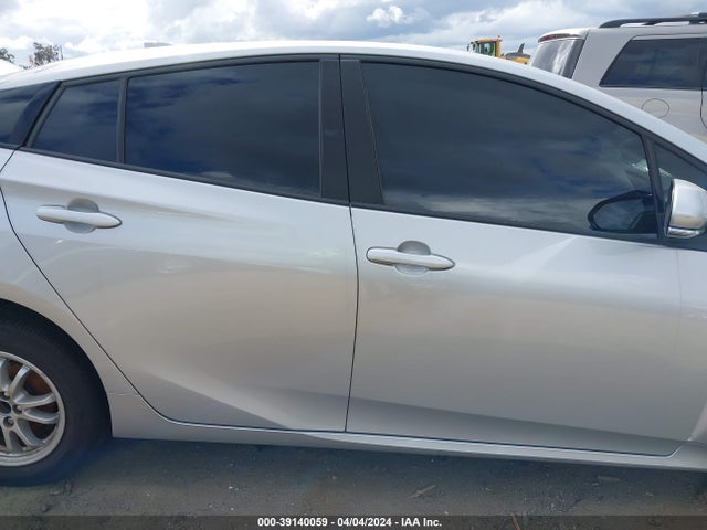 Toyota Prius Le 2022 JTDKAMFUXN3175952 Image 13