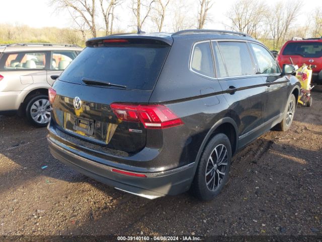 3VV2B7AX0MM141047 Volkswagen Tiguan 2.0t Se/2.0t Se R-line Black/2.0t Sel