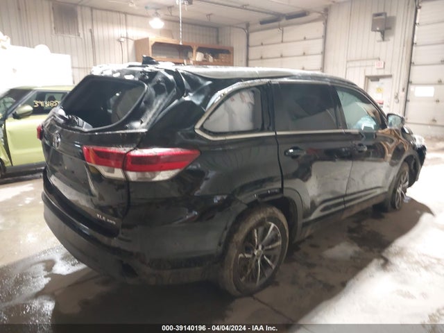 Toyota Highlander Xle 2019 5TDJZRFH2KS619842 Image 4