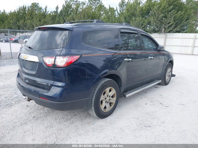 Chevrolet Traverse Ls 2015 1GNKRFKD6FJ335422 Image 4