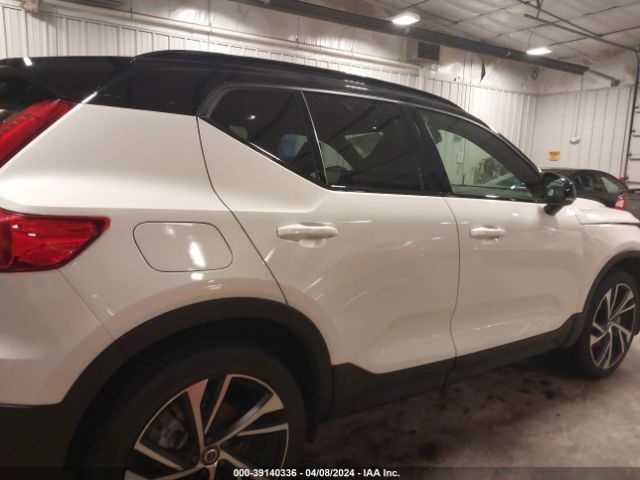 YV4162UM8M2468433 Volvo Xc40 T5 R-design