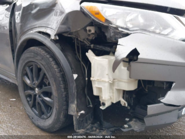 Nissan ROGUE SV 2017 5N1AT2MV6HC812955 Image 6