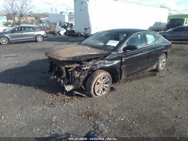 Chrysler 200 Limited 2015 1C3CCCAB4FN752855 Image 2