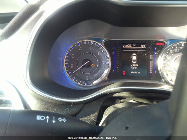 Chrysler 200 Limited 2015 1C3CCCAB4FN752855 Image 7