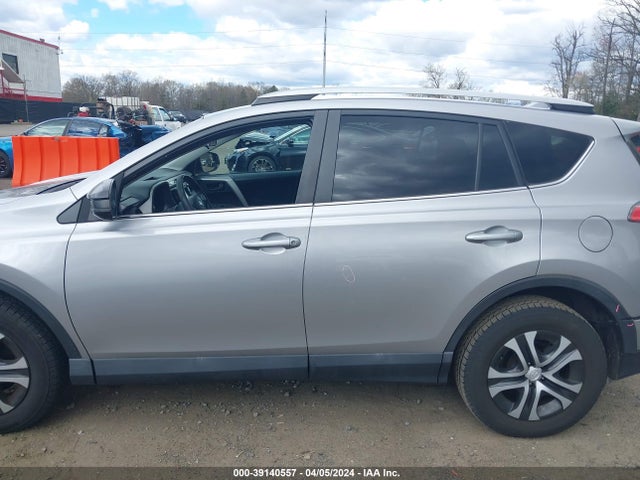 Toyota RAV4 LE 2016 2T3BFREV3GW539282 Image 14