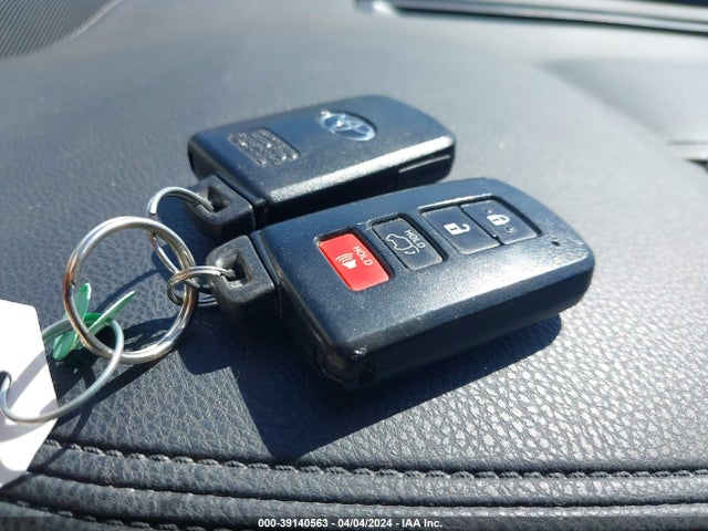 Toyota Highlander Limited 2017 5TDDZRFH5HS431452 Image 11