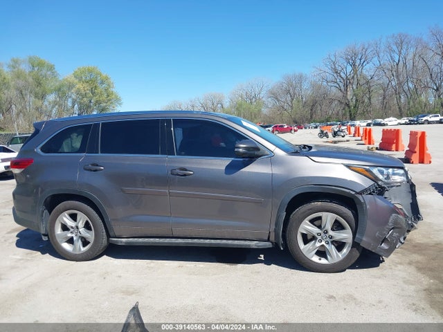 Toyota Highlander Limited 2017 5TDDZRFH5HS431452 Image 14