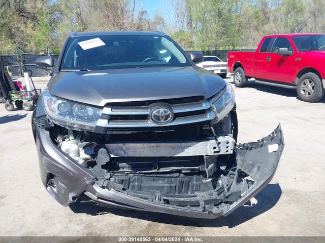 Toyota Highlander Limited 2017 5TDDZRFH5HS431452 Image 6