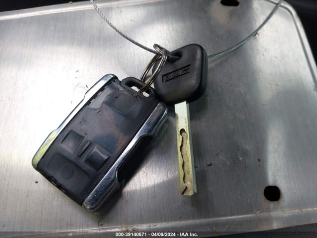 3GTU2NEC5HG115230 GMC Sierra 1500 Slt