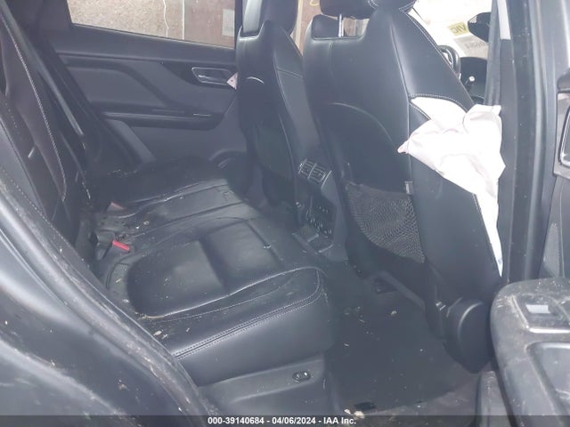 2018 JAGUAR F-PACE SADCL2EV0JA271211 Photo 7