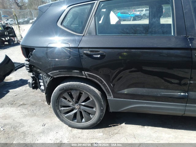 3VVMX7B27NM037296 Volkswagen Taos 1.5t S