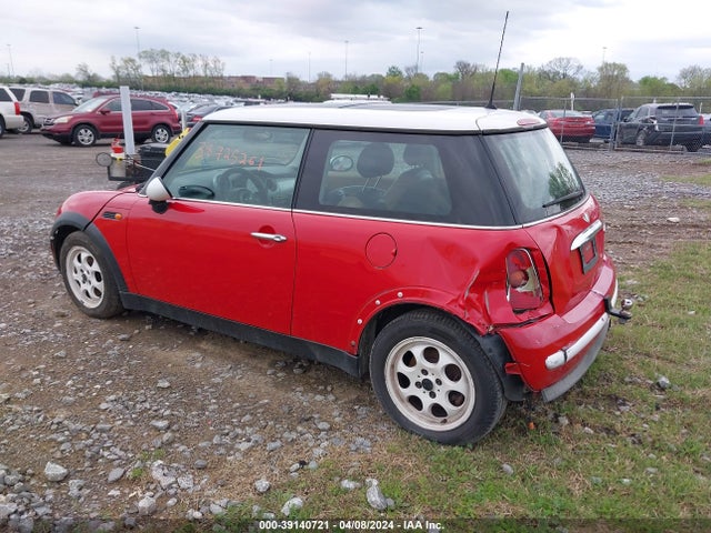 2003 MINI COOPER WMWRC33403TJ50009 Photo 2