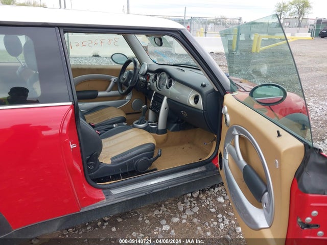 2003 MINI COOPER WMWRC33403TJ50009 Photo 4