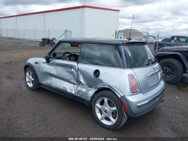 2003 MINI COOPER WMWRC33443TE17414 Photo 2