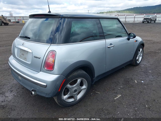 2003 MINI COOPER WMWRC33443TE17414 Photo 3