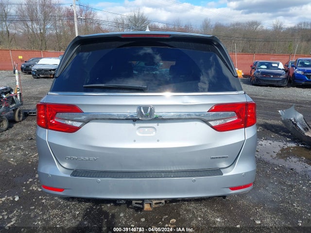 Honda Odyssey Touring 2018 5FNRL6H84JB009041 Image 16