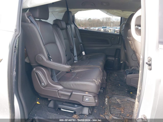 Honda Odyssey Touring 2018 5FNRL6H84JB009041 Image 8