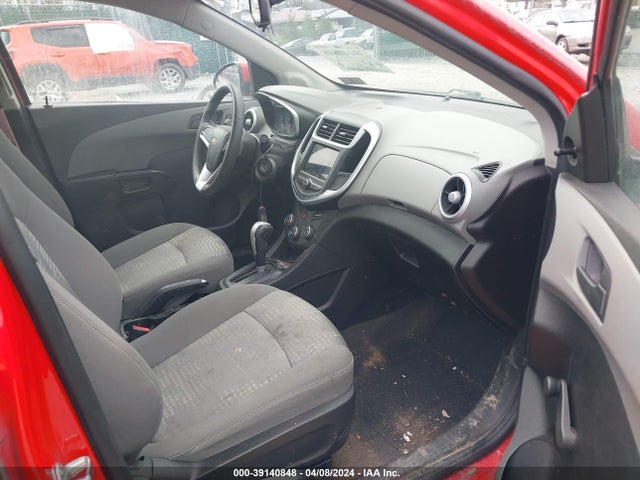 Chevrolet Sonic Ls Auto 2019 1G1JB5SBXK4132858 Image 5
