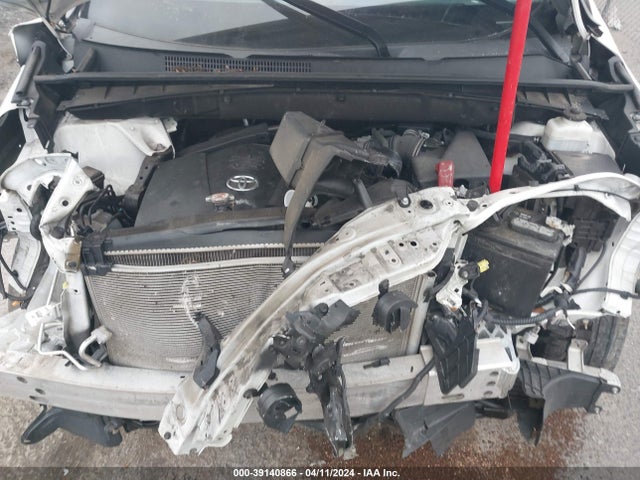 Toyota Highlander Le 2019 5TDBZRFH0KS721645 Image 10