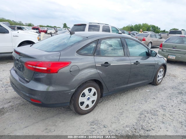Ford FOCUS S 2016 1FADP3E24GL249165 Image 4