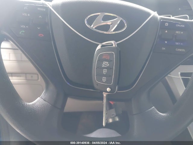 Hyundai SONATA SE 2015 5NPE24AFXFH183042 Image 11