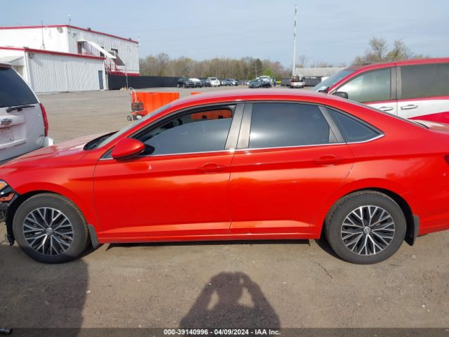 3VWN57BU1MM024940 Volkswagen Jetta 1.4t R-line/1.4t S