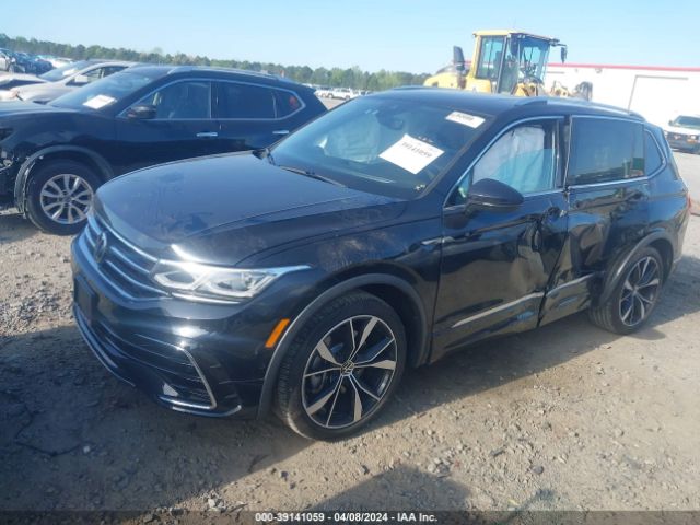 3VV4B7AX1PM071975 Volkswagen Tiguan 2.0t Sel R-line