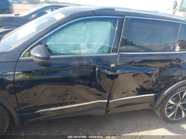 3VV4B7AX1PM071975 Volkswagen Tiguan 2.0t Sel R-line