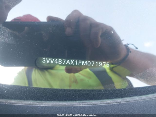 3VV4B7AX1PM071975 Volkswagen Tiguan 2.0t Sel R-line