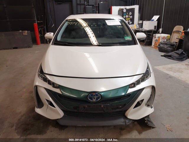 Toyota Prius Prime Plus 2017 JTDKARFP4H3041658 Image 13