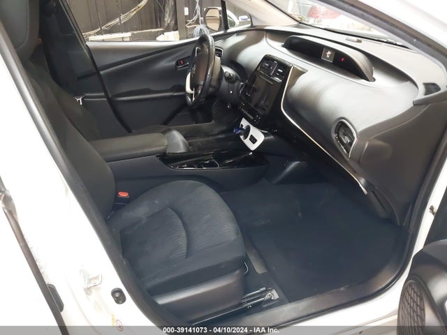 Toyota Prius Prime Plus 2017 JTDKARFP4H3041658 Image 5