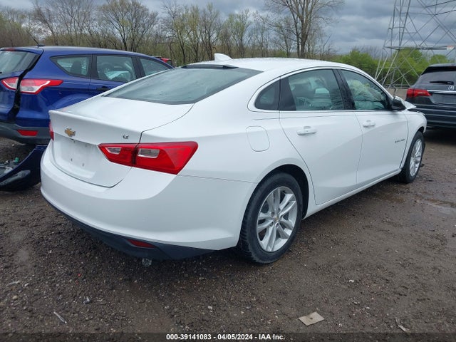 Chevrolet MALIBU LT 2018 1G1ZD5ST4JF238067 Image 4