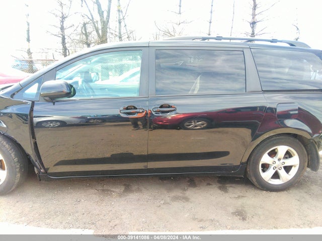 Toyota Sienna Le 8 Passenger 2016 5TDKK3DC8GS709596 Image 14