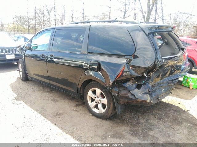 Toyota Sienna Le 8 Passenger 2016 5TDKK3DC8GS709596 Image 3