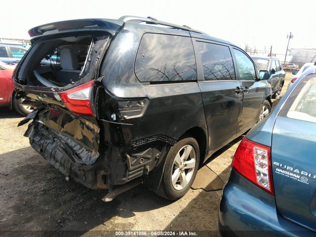 Toyota Sienna Le 8 Passenger 2016 5TDKK3DC8GS709596 Image 4
