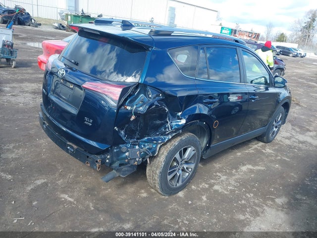 Toyota Rav4 Xle 2018 JTMRFREV8JJ196117 Image 4