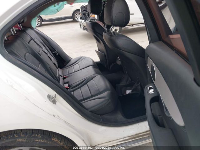 55SWF4JBXFU043172 Mercedes-Benz C 300 Luxury/sport