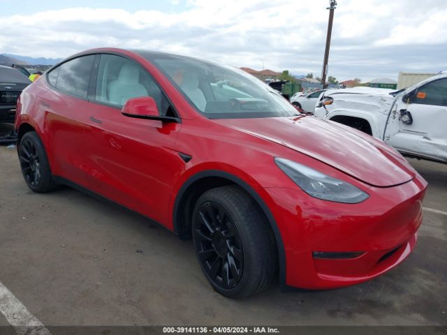 Auction sale of the 2024 Tesla Model Y Long Range Dual Motor All-wheel Drive, vin: 7SAYGDEE4RA214837, lot number: 39141136